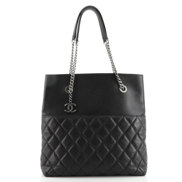 SOLD✨✨✨Chanel Urban Delight Chain Tote Quilted Lambskin Small Black - Picture 1 of 10